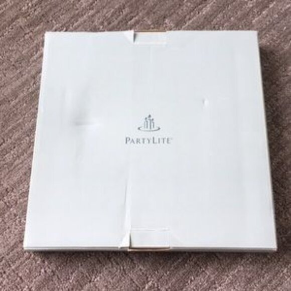 PartyLite Global Fusion Mirrored Candle Tray - Picture 8 of 8